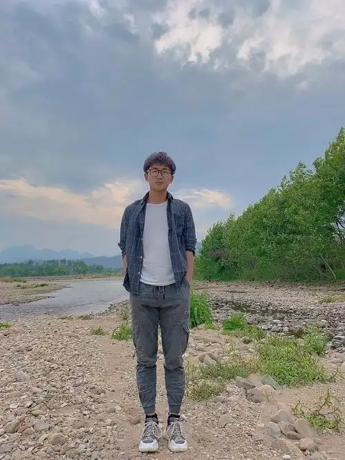 【嘉宾推荐】1995年处女座小哥哥,身高179cm,设计师,青春上进,喜欢