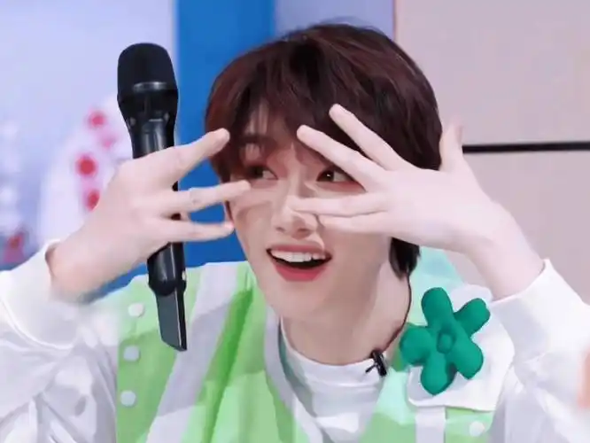 丁彦雨航|丁程鑫_新浪新闻