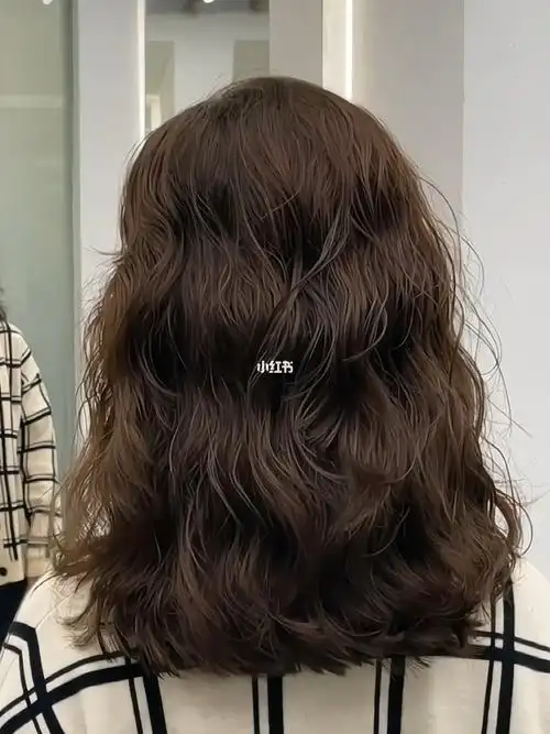 中长发法式卷秋冬烫发首选蓬松慵懒卷发