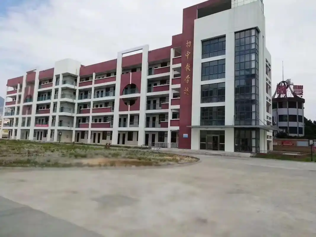 致死怀念宏路中学,虽然这个照片不是我拍的,但是真的好怀念宏路 - 抖