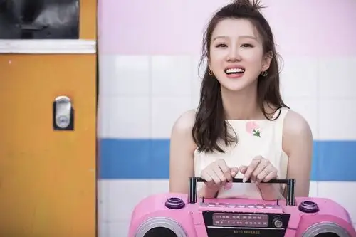 "庆嫔"于子洋清新写真曝光 虐心爱恋or欢喜情深即将上演