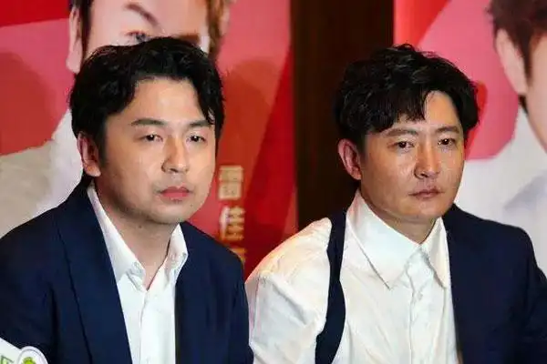 郭京飞陆毅,虽然同为一家女婿,但是没想到相处的还这么融洽