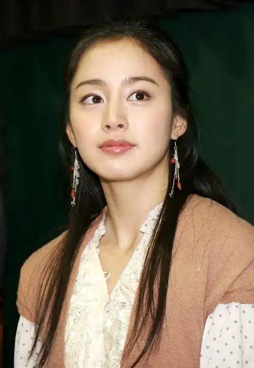 韩国四大国宝级人物(韩国国宝级女明星的情史介绍)-欧意下载