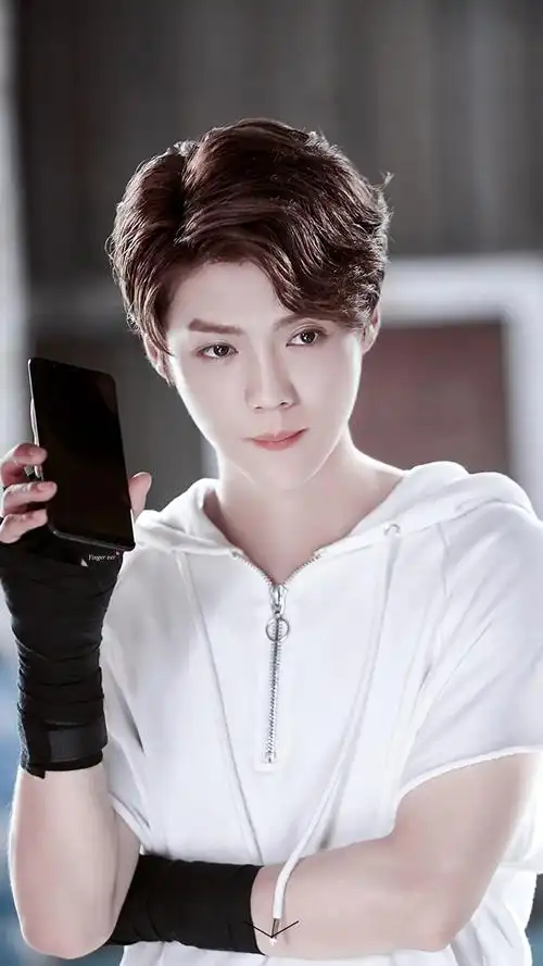 鹿晗,狍子,鹿达令,鹿长生,鹿院长,鹿校草,壁纸,帅哥