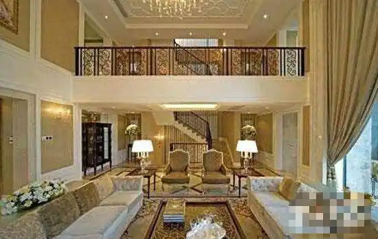 被人扒出来的张翰自己住的豪宅,内饰极其奢华.