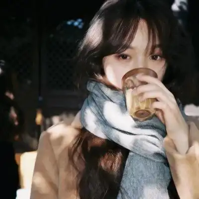 小众文艺范女生头像高级感十足