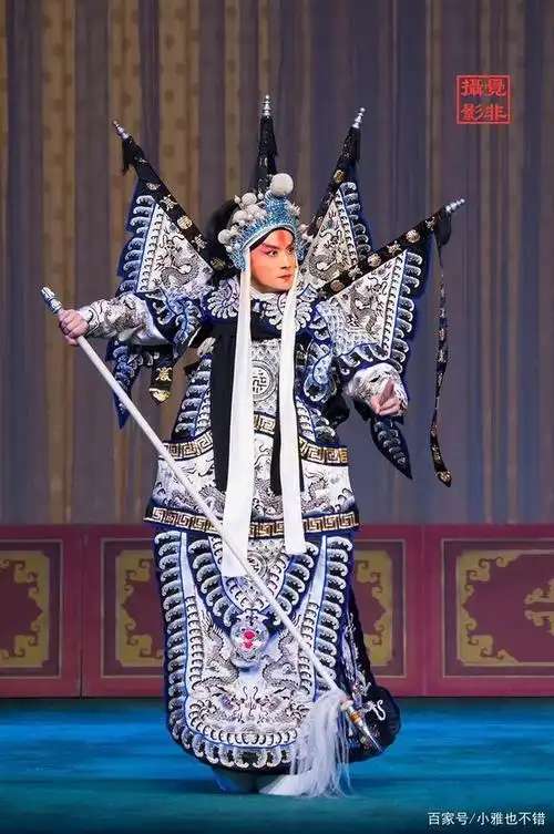 王一博大武生被戏剧群喷惨了?京剧的振兴之路需要娱乐圈拯救吗