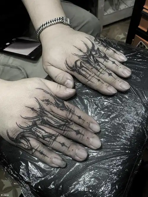 手指花体字_纹身图案手稿图片_耗子的纹身作品集