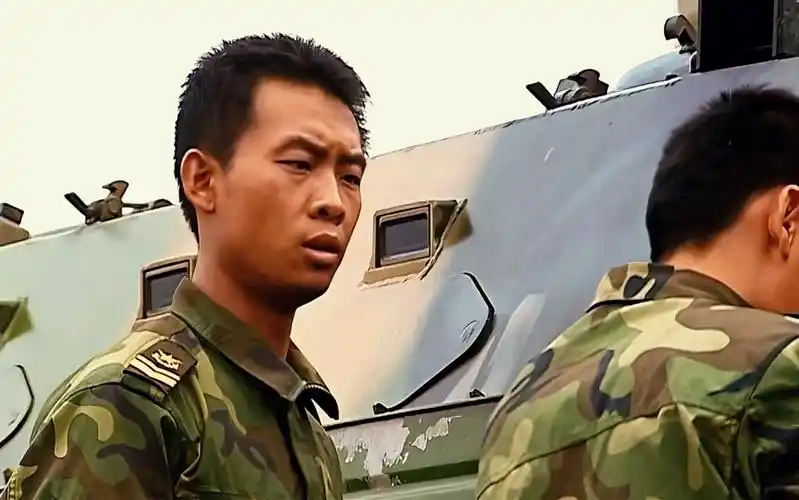 史今是怎么做到温润如玉又兵气十足的?