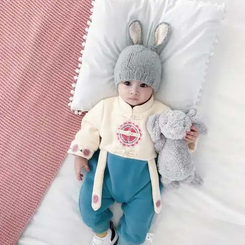 冬季宝宝拜年薄款连体衣婴儿男婴唐装汉服1岁唐装