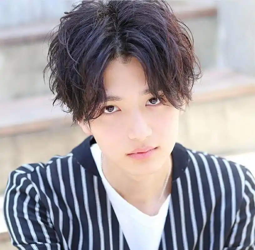 独家:蔡徐坤维权案今日开庭,前公司反诉要求五千万违约金!