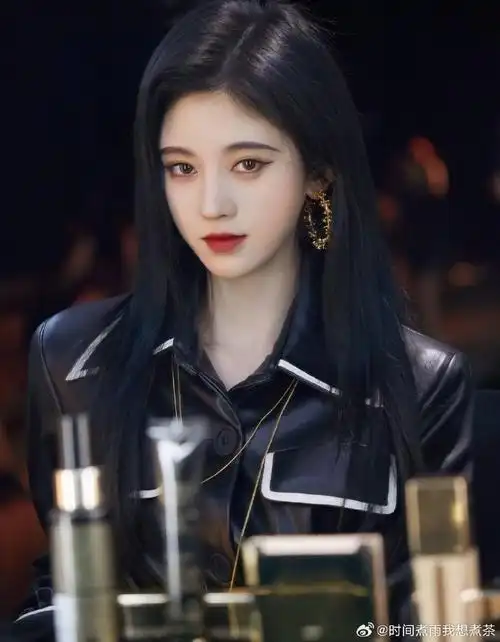 鞠婧祎同款八字刘海