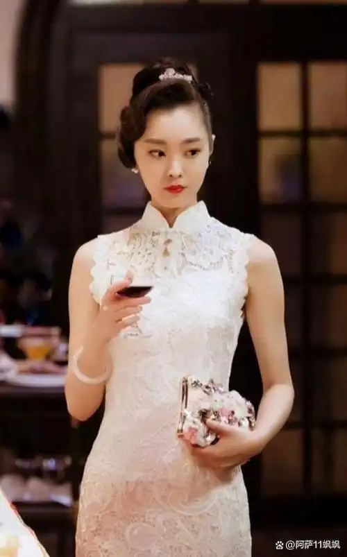 宋轶旗袍秀惊艳四座a4腰成焦点腰如刀臀如魂魅力难挡