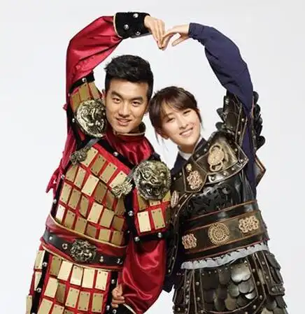 【图】于恬马苏被赞脸红cp 《都爱笑》大玩地咚