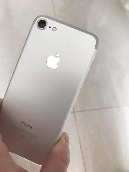 [二手95新]苹果/apple 7/iphone 7 银色 128gb 移动联通电信全网通4g