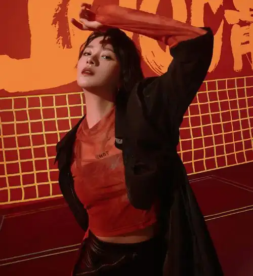 苏梦迪生活照和写真图