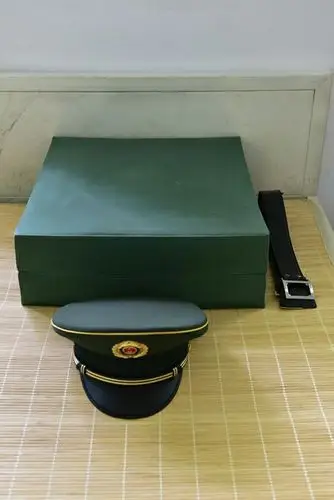 走进武警某中队,体验军旅生活,学习军队精神 ——健康路小学五八班