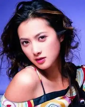 长得千娇百媚,偏偏有"五大三粗"的名字,这些演员真会"骗人"