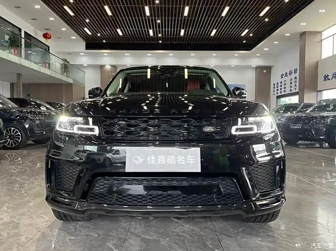 路虎 揽胜运动版 2022款 揽胜运动 3.0 l6 耀黑版
