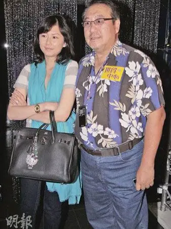 马清伟与女友winnie拍拖多年,感情稳定.