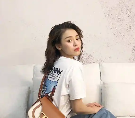 原创有种逆袭叫马思纯变瘦旧照vs近照果然一瘦就时尚