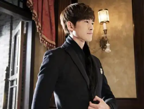 有一种"整容"叫张翰寸头,与现在判若两人,网友:心动的感觉!