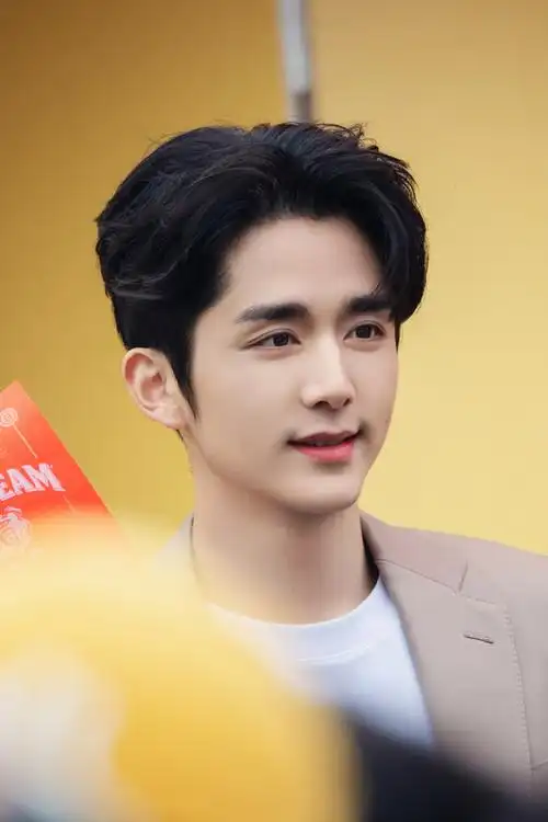 金宾嗨棒星推官张新成