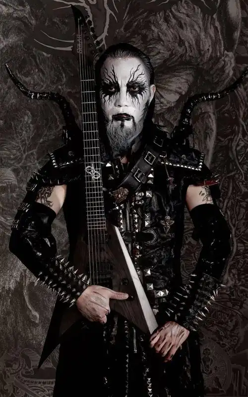 leviathan 利维坦乐队吉他手胡家康,中国黑金属鼻祖施教日乐队的两位