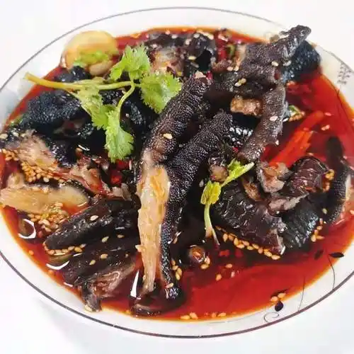 优选好品麻辣去骨乌鸡爪红油无骨凤爪四川脱骨鸡脚开袋即食小吃鸡爪