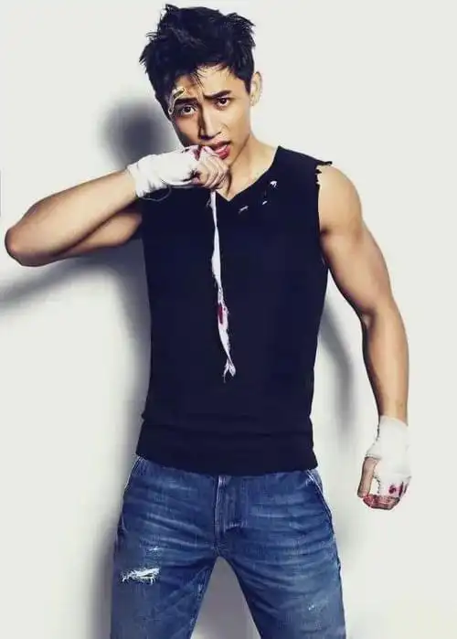 魏晨好狠一男的拒绝假唱身材炸裂堪比彭于晏