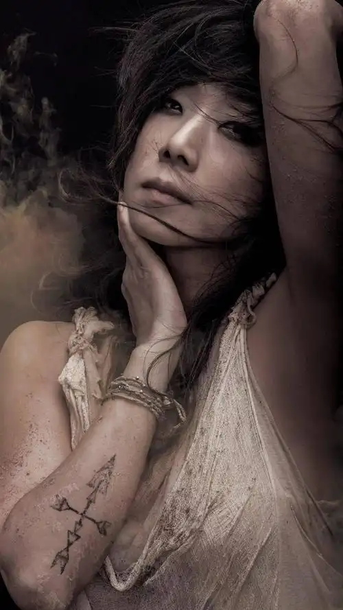 实力唱将林忆莲随性写真