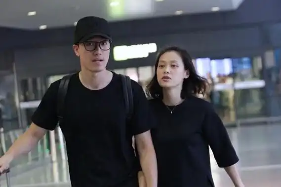 吴莎发律师声明痛斥劈腿传言 刘翔:有事冲我来