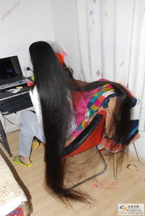 剪下超长发美女的长发-来来往往121#(62) 剪发_中国长发