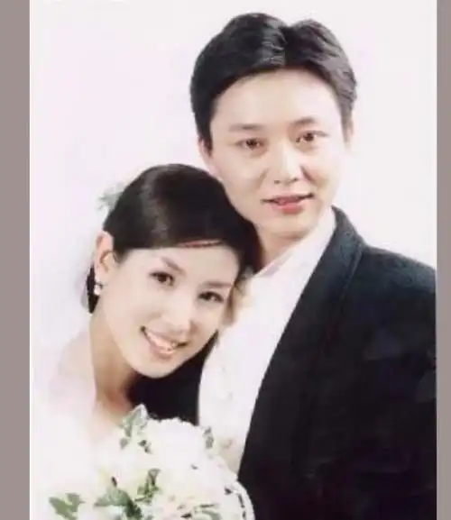 "反派专业户"刘奕君:被前妻甩后净身出户, 二婚娶娇妻很幸福 - 简书