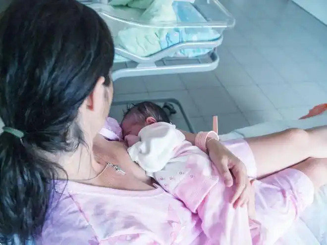 自然分娩18张高清大图看着让人泪目好好爱护她母爱太伟大