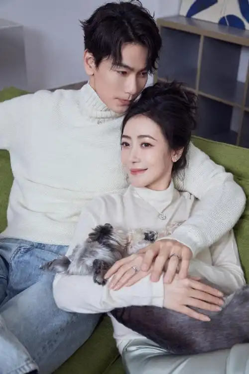 时尚新娘冬日珍藏刊##陈紫函戴向宇这该死的氛围感##陈紫函戴向宇