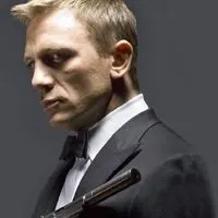 第六任007的扮演者丹尼尔克雷格qq头像图片大全
