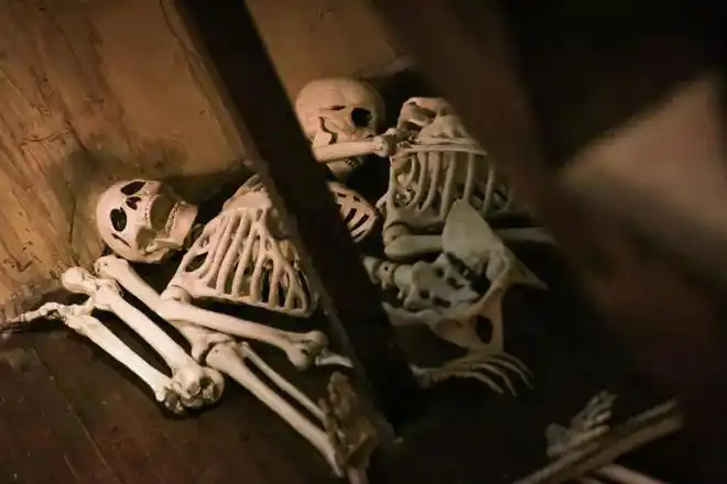 吓skr人超火的恐怖密室来杭州了真人npc高能来袭