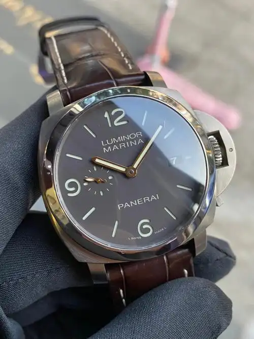 沛纳海luminor1950