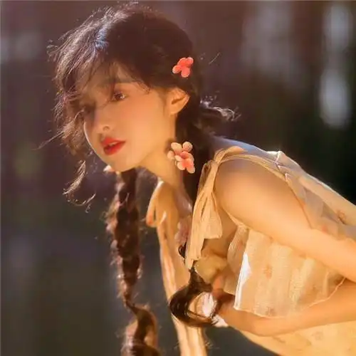 ins风高级质感女头像图片_女生头像_头像屋