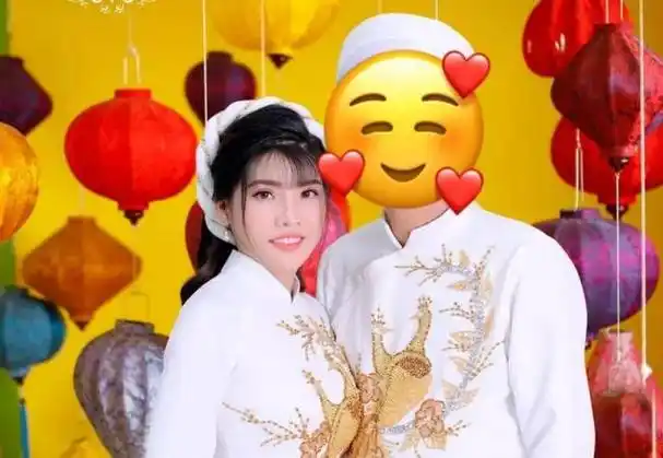 凤姐结婚照,凤姐婚姻