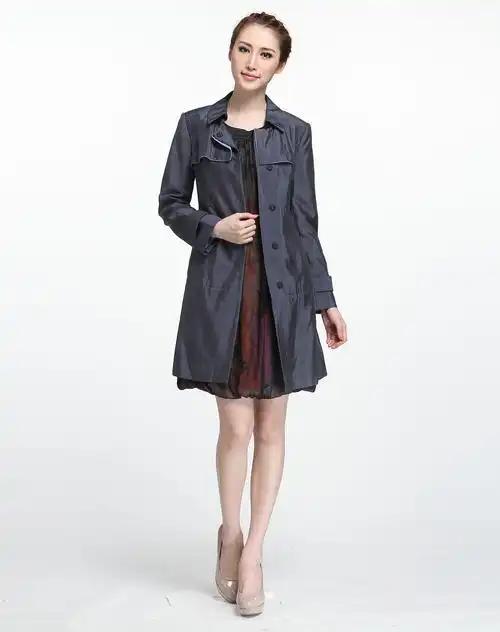 藏蓝色翻领休闲长袖长款风衣