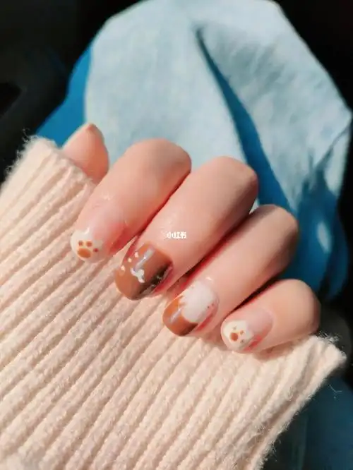 猫咪美甲敲可爱的小猫