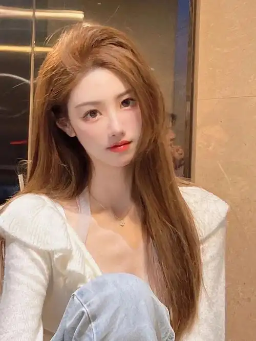 蜜糖棕色惠州染发惠州烫发惠州接发惠州做头发惠州剪发海洋老师根据