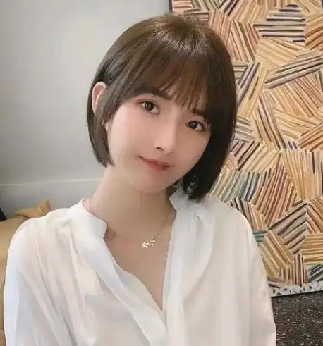 短发图片女2021最新款适合40岁,干练利索的极短头发