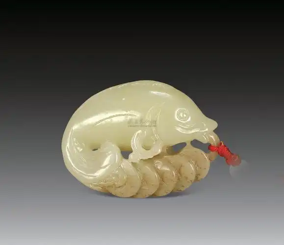 1828清黄玉雕年年有余挂件