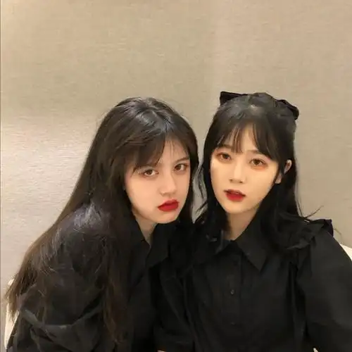 有没有很酷的闺蜜头像