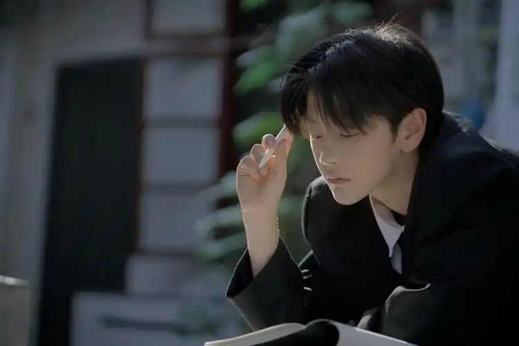 蝉鸣不止的夏天出境刘梦lapmoby