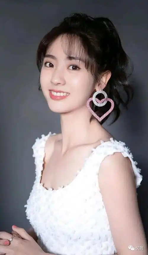内地最美90后女演员(最漂亮最有实力的90后)(8)