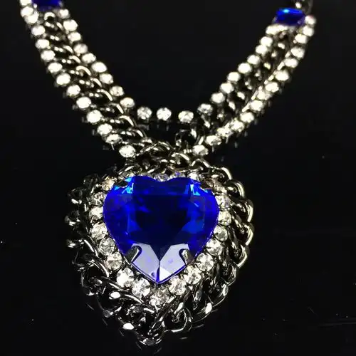 【海洋之星蓝色心形宝石吊坠项链 枪黑镶钻链条短款锁骨链批发xl387】